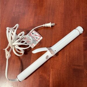 T3 Singlepass 1.25” Curling Iron